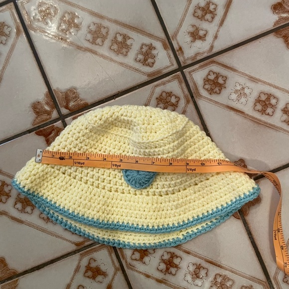 Handmade Knit Bucket Hat - Picture 3 of 4